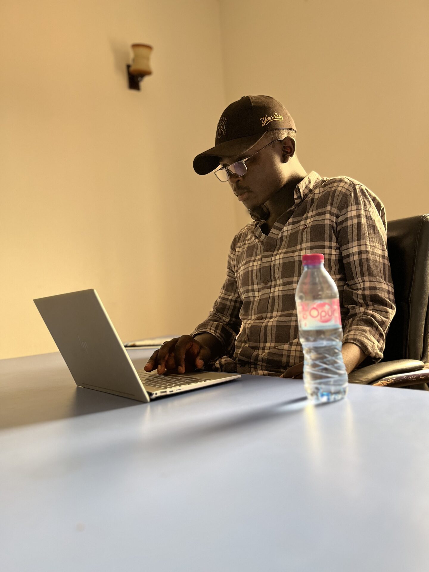 Travail Constant